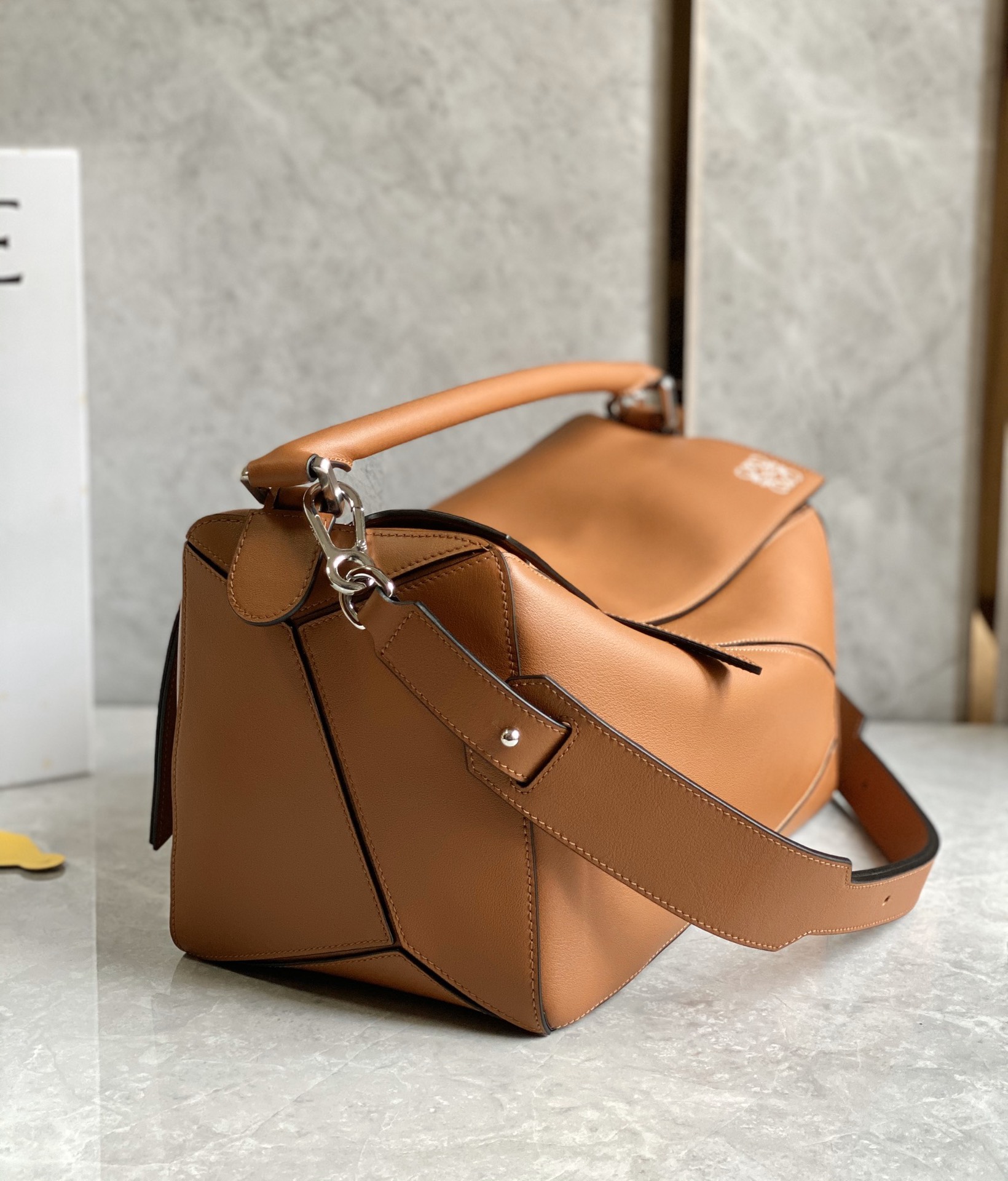 Loewe Large Puzzle Bag in Classic Calfskin Warm Desert